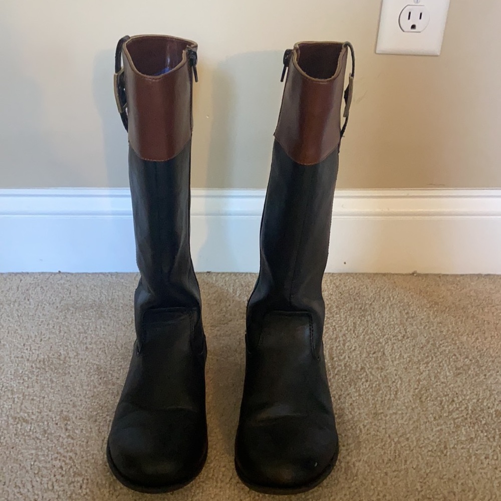 boots - Picture 2 of 3